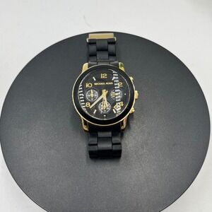 Michael Kors Runway Mk5191
Women's Chronograph Wrist 38mm
Watch New Battery